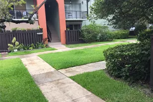 10808 N Kendall Dr, Miami, FL 33176 - Photo 9