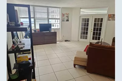 825 Brickell Bay Dr #1042, Miami, FL 33131 - Photo 7