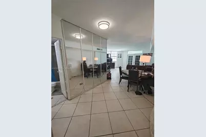 825 Brickell Bay Dr #1042, Miami, FL 33131 - Photo 3