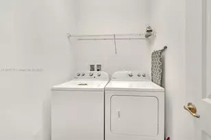 447 Marcello Blvd, Kissimmee, FL 34746 - Photo 47