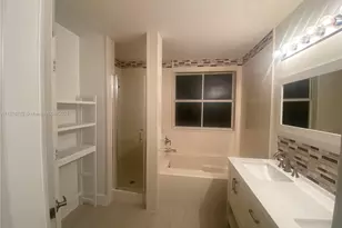 241 E Bayridge Dr, Weston, FL 33326 - Photo 23