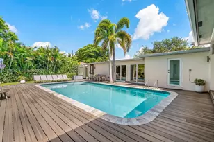 235 SE 6th St, Dania Beach, FL 33004 - Photo 43