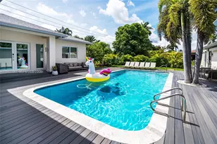 235 SE 6th St, Dania Beach, FL 33004 - Photo 3