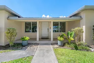 235 SE 6th St, Dania Beach, FL 33004 - Photo 11