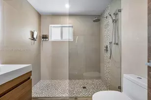 235 SE 6th St, Dania Beach, FL 33004 - Photo 27