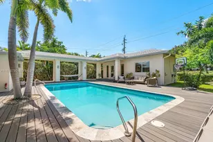 235 SE 6th St, Dania Beach, FL 33004 - Photo 45