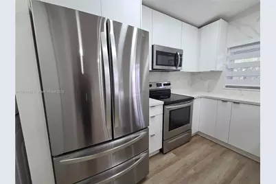 15798 Woodgate Ct #E, Sunrise, FL 33326 - Photo 5