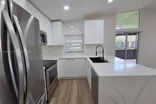 15798 Woodgate Ct, Sunrise, FL 33326 - Photo 3