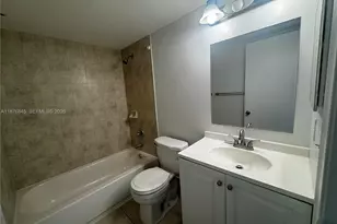 13355 SW 9th Ct, Pembroke Pines, FL 33027 - Photo 23