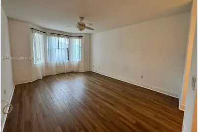 1023 NW 100th Ave, Miami, FL 33172 - Photo 45