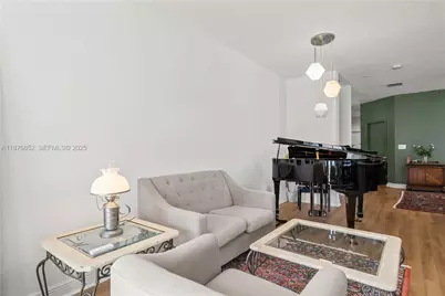 1023 NW 100th Ave, Miami, FL 33172 - Photo 11