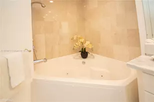 3370 NE 190th St, Aventura, FL 33180 - Photo 15