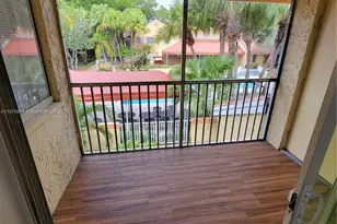 958 Coral Club Dr, Coral Springs, FL 33071 - Photo 7