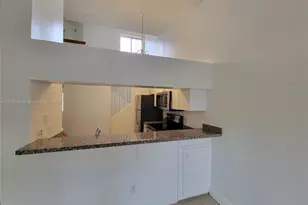 958 Coral Club Dr, Coral Springs, FL 33071 - Photo 9