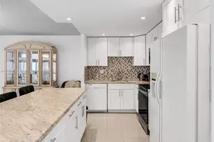 20401 NE 30th Ave, Aventura, FL 33180 - Photo 3