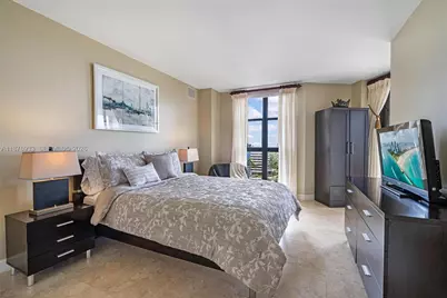 2000 Towerside Ter #1407, Miami, FL 33138 - Photo 15