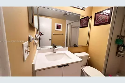 671 S Hollybrook Dr #302, Pembroke Pines, FL 33025 - Photo 17