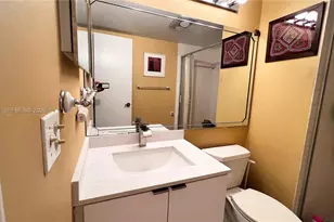 671 S Hollybrook Dr, Pembroke Pines, FL 33025 - Photo 17