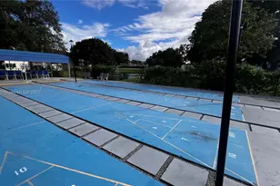 671 S Hollybrook Dr, Pembroke Pines, FL 33025 - Photo 45