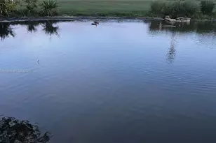 671 S Hollybrook Dr, Pembroke Pines, FL 33025 - Photo 35