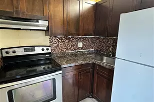 95 NE 41st St, Oakland Park, FL 33334 - Photo 1