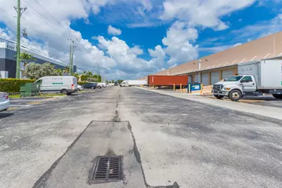 8216 NW 30th Ter, Doral, FL 33122 - Photo 45