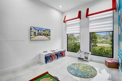 403 NE 212th St, Miami, FL 33179 - Photo 57