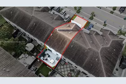 403 NE 212th St, Miami, FL 33179 - Photo 37