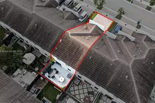 403 NE 212th St, Miami, FL 33179 - Photo 37