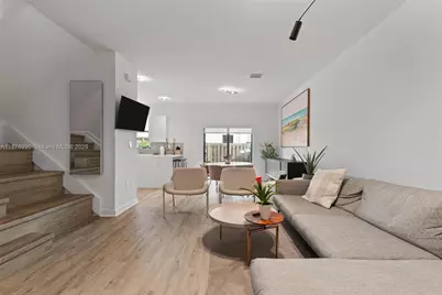 403 NE 212th St, Miami, FL 33179 - Photo 7