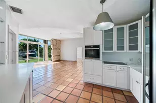 2120 S Bayshore Dr, Miami, FL 33133 - Photo 5