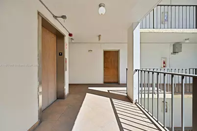 1673 Bay Rd #403, Miami Beach, FL 33139 - Photo 19