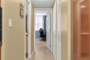 251 174th St, Sunny Isles Beach, FL 33160 - Photo 25