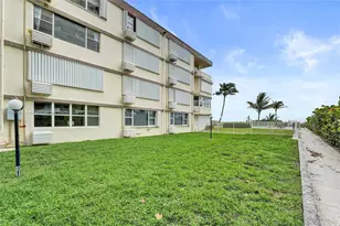 1936 S Ocean Dr, Hallandale Beach, FL 33009 - Photo 39