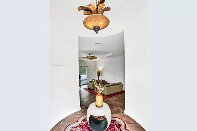 842 Spinnaker Dr E, Hollywood, FL 33019 - Photo 13