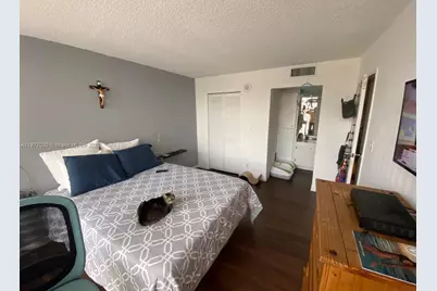 [Address not provided], Sunny Isles Beach, FL 33160 - Photo 5