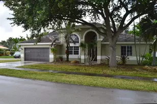20133 NW 9th Ct, Pembroke Pines, FL 33029 - Photo 3