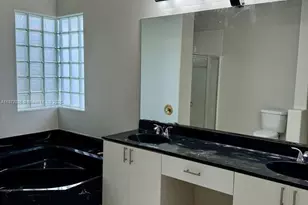20133 NW 9th Ct, Pembroke Pines, FL 33029 - Photo 13
