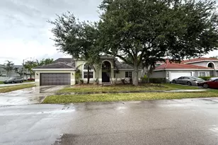 20133 NW 9th Ct, Pembroke Pines, FL 33029 - Photo 5