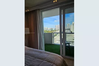 19201 Collins Ave #1036, Sunny Isles Beach, FL 33160 - Photo 5