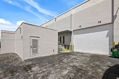 1700 NW 82nd Ave #1820, Doral, FL 33126 - Photo 3