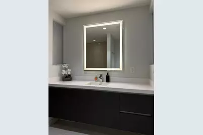851 NE 1st Ave #302, Miami, FL 33132 - Photo 17