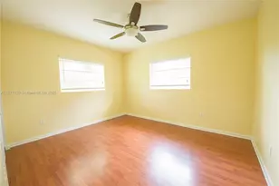 18370 SW 292nd St, Homestead, FL 33030 - Photo 9