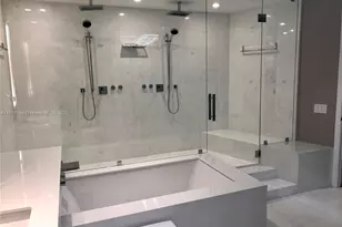 18555 Collins Ave, Sunny Isles Beach, FL 33160 - Photo 9