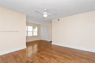 12760 Vista Isles Dr, Sunrise, FL 33325 - Photo 9