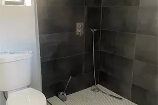 2785 NW 59th St, Miami, FL 33142 - Photo 3