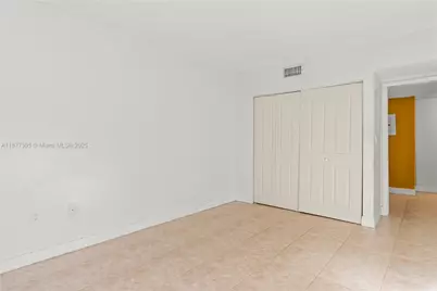 481 Ives Dairy Rd #303-4, Miami, FL 33179 - Photo 15