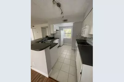 9999 Summerbreeze Dr #413, Sunrise, FL 33322 - Photo 7
