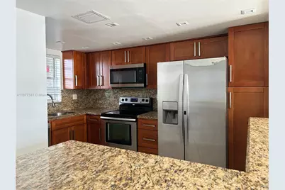 3100 W Rolling Hills Cir #702, Davie, FL 33328 - Photo 11