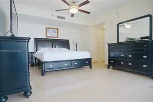 17201 Collins Ave, Sunny Isles Beach, FL 33160 - Photo 33